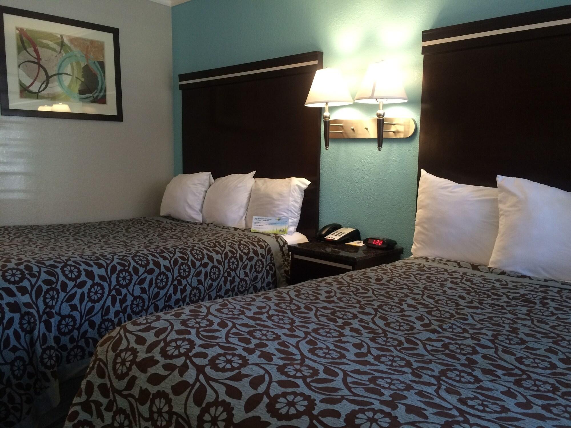 Inn&suites Long Beach
