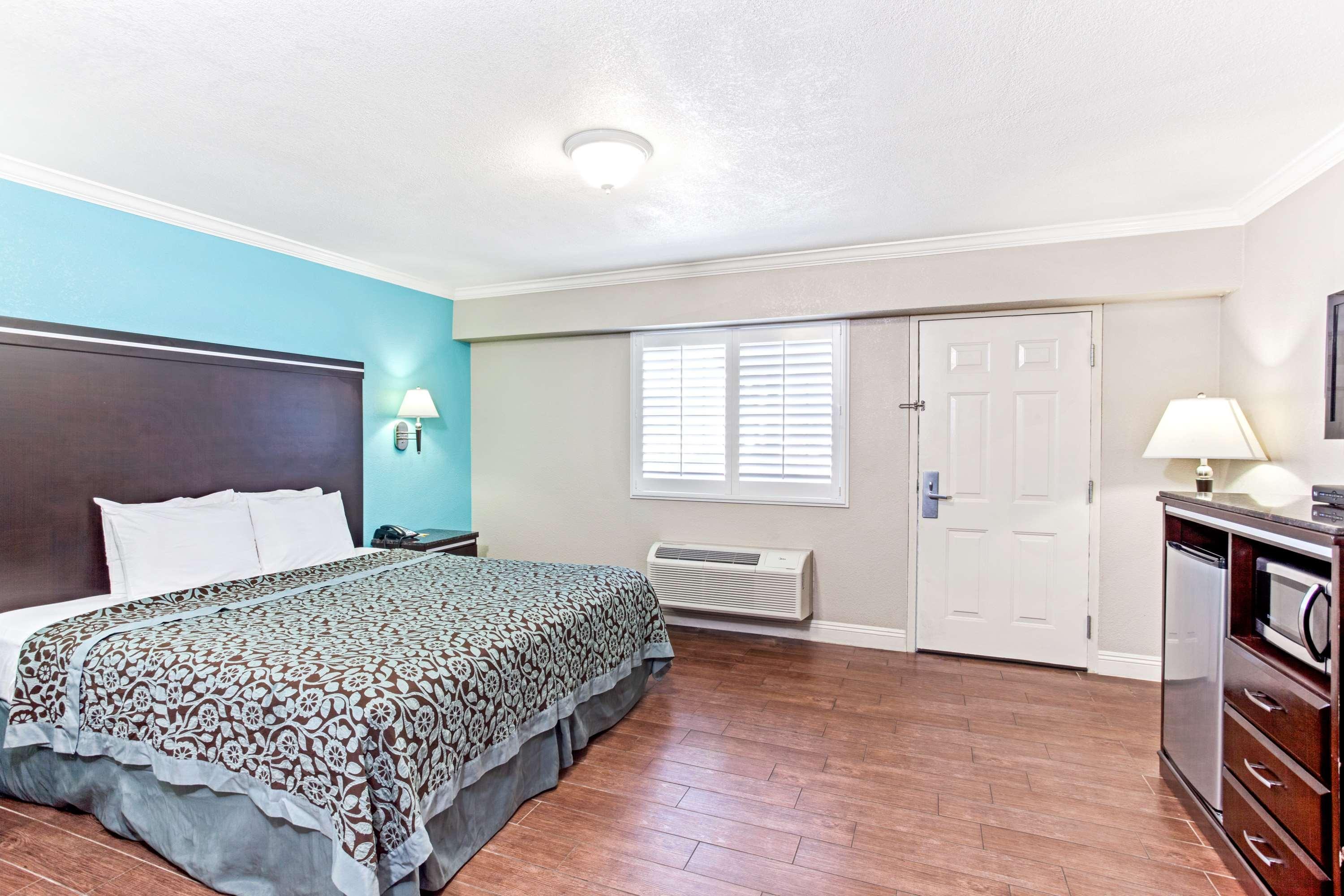 Hotel Inn&suites Long Beach