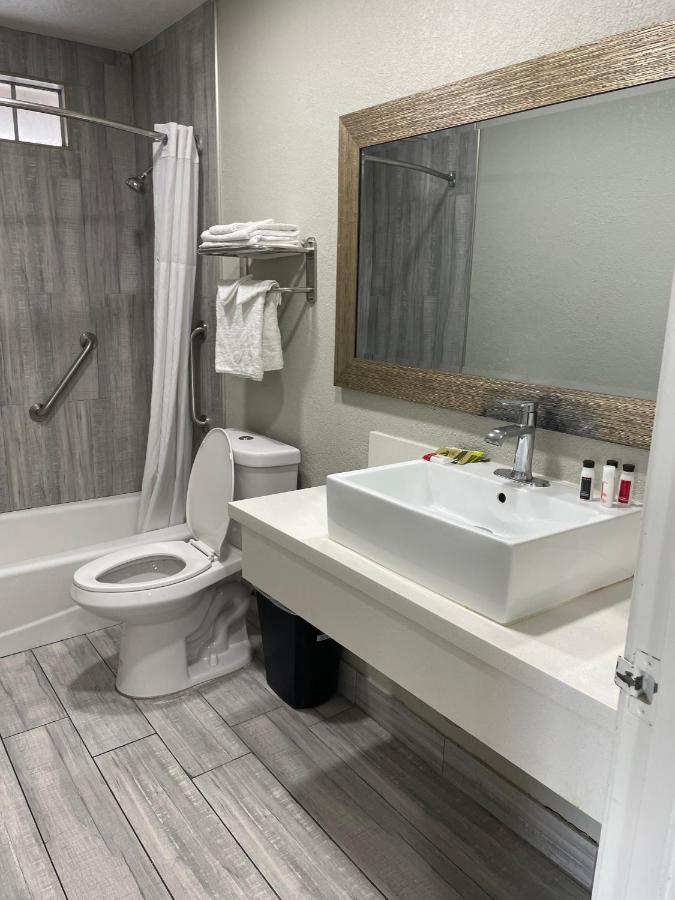 Inn&suites Hotel Long Beach